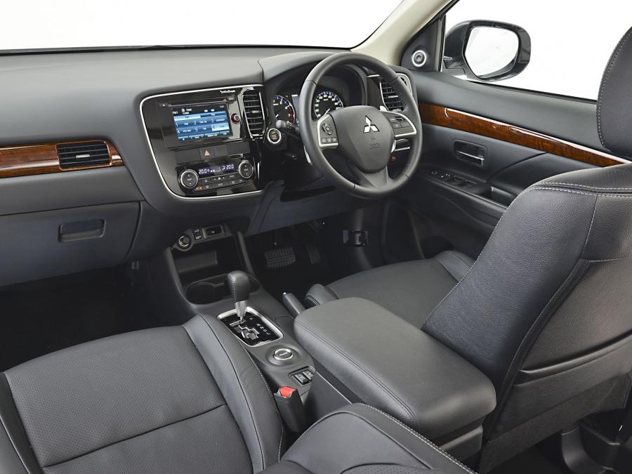  Mitsubishi Outlander 2014 года  (ZA) (фото 19 из 20)